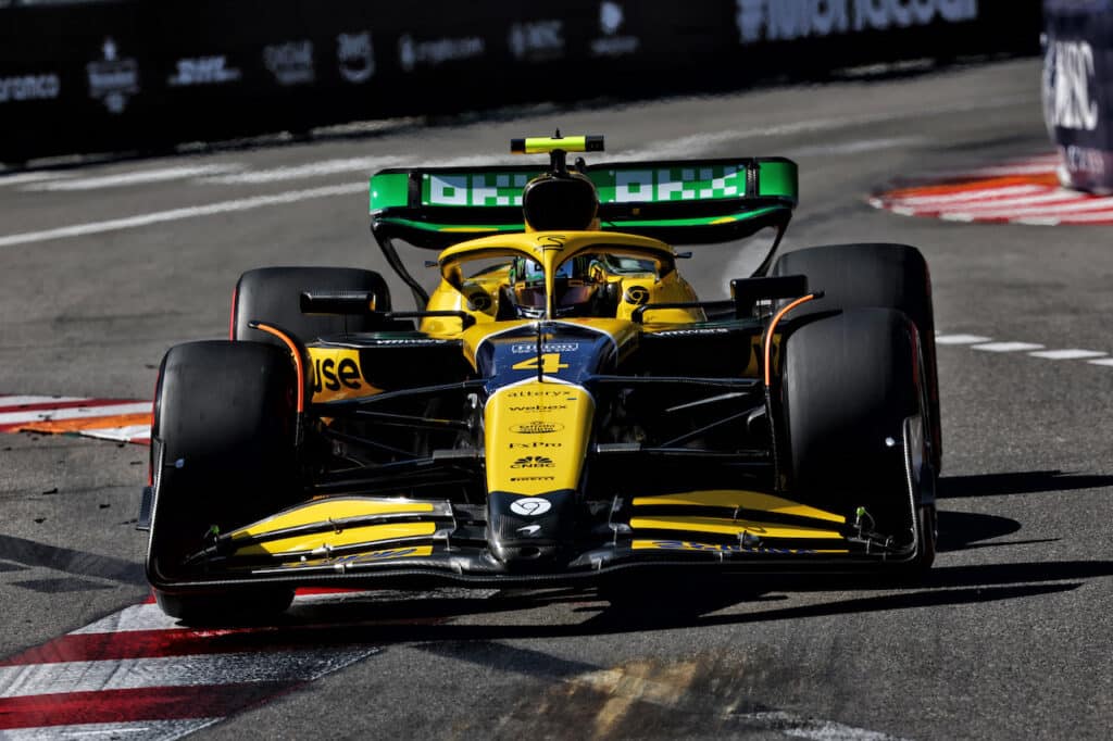 F1 | Hamilton felice di rivedere la McLaren nelle posizioni di vetta