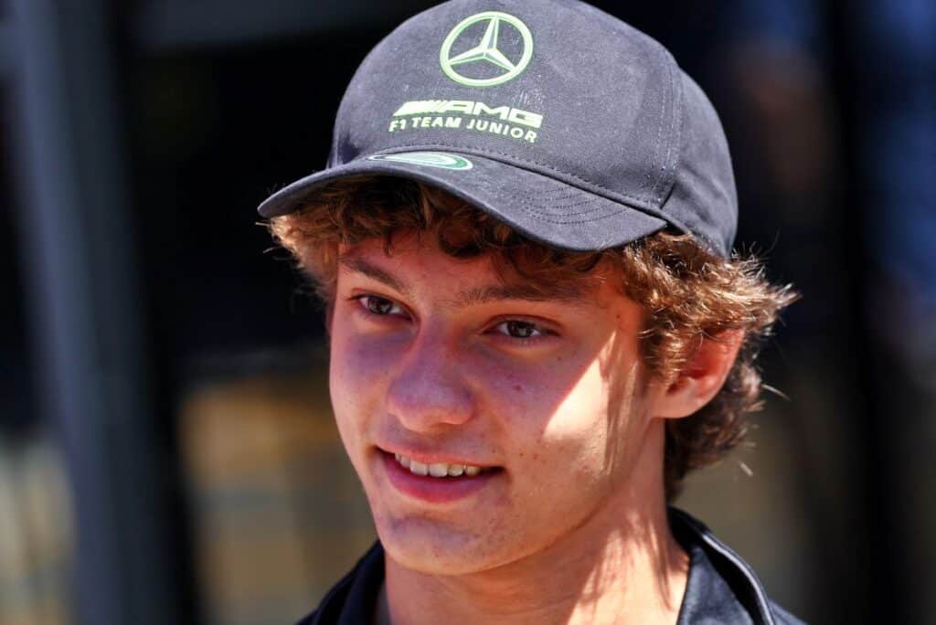 F1 | FIA abbassa a 17 anni il limite d’età per la Superlicenza, assist per l’esordio di Kimi Antonelli?