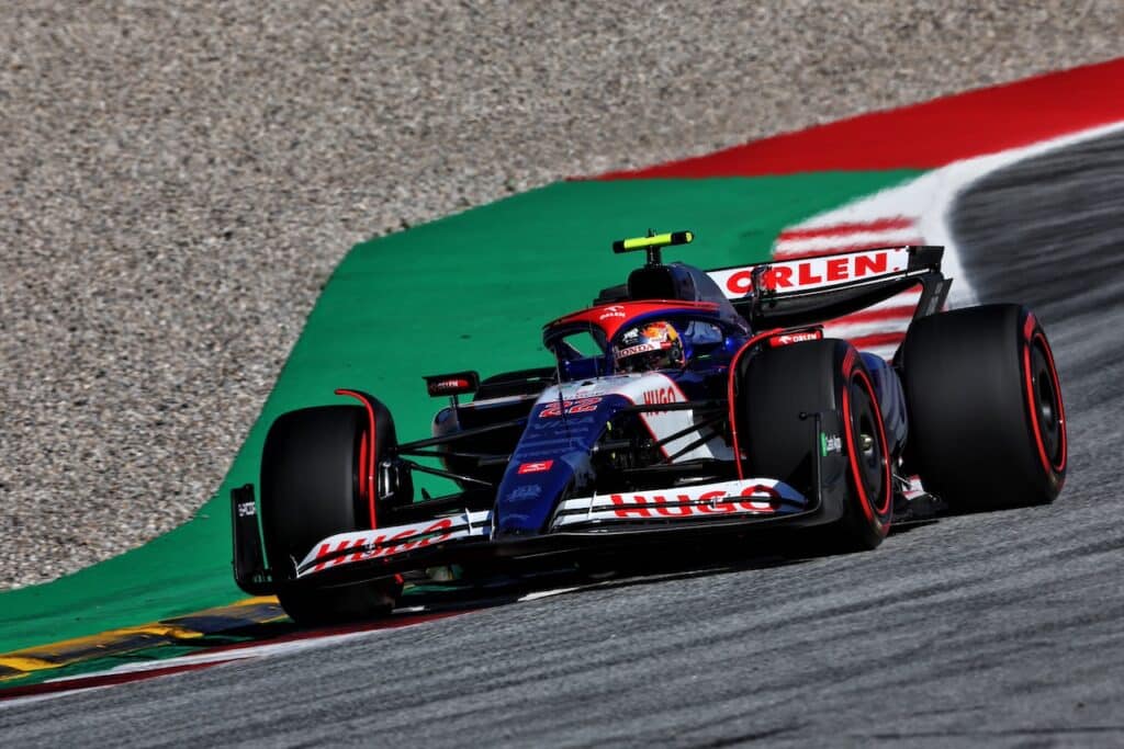 F1 | Racing Bulls, tante difficoltà per Tsunoda e Ricciardo nelle libere in Spagna
