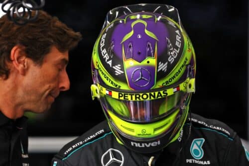 Mercedes | La delusione di Hamilton: “Avevo gomma ma il team mi ha detto di rientrare ai box”