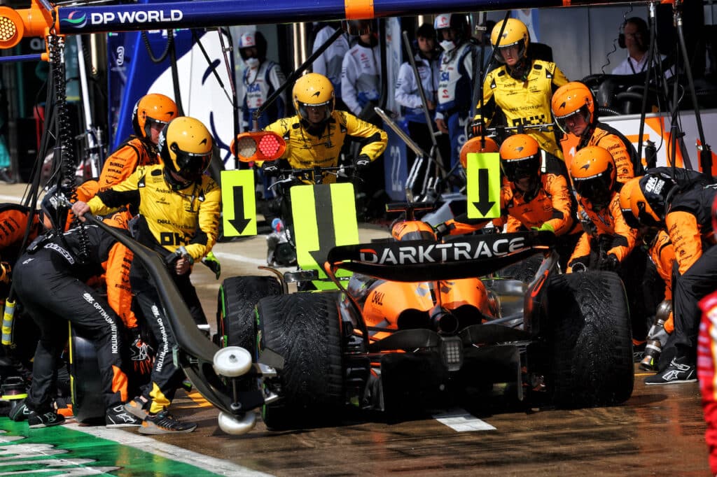 F1 | Piastri e la gestione del doppio pit della McLaren: “A Silverstone doveva lasciare spazio”