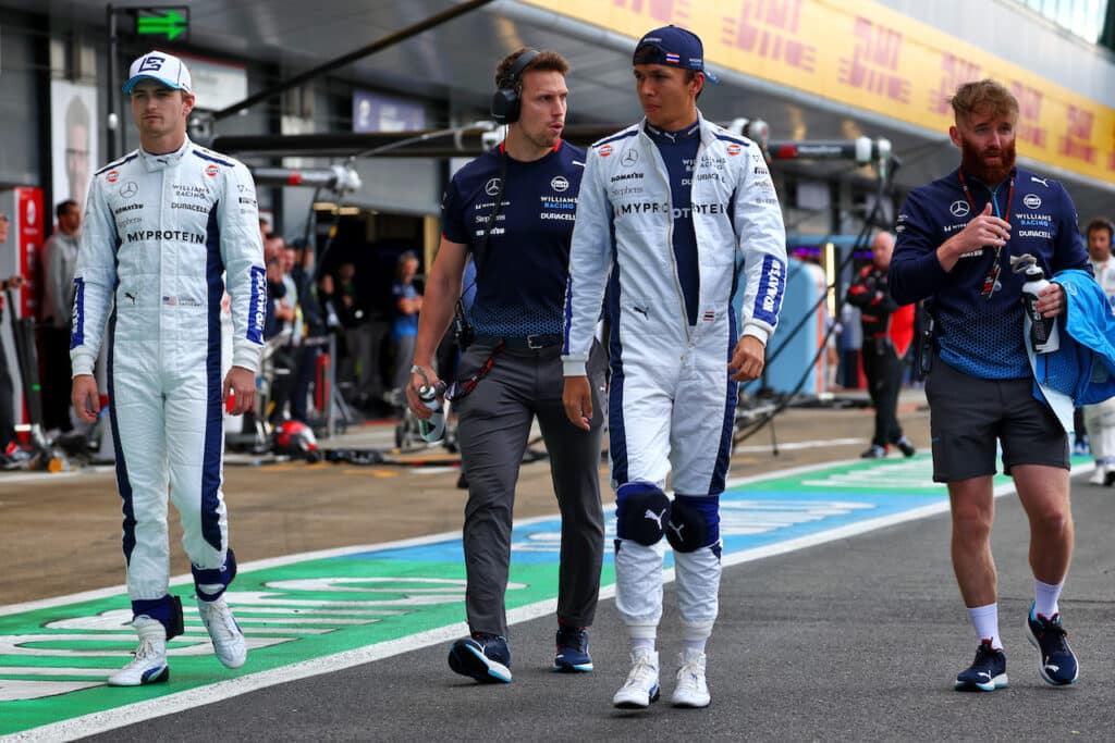 F1 | Williams, Vowles mette in stato d’allerta Sargeant già per la seconda parte di questa stagione