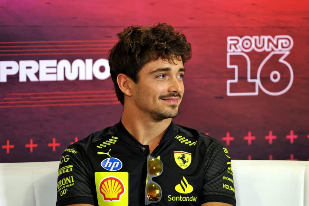 F1 | Leclerc sulla nuova Monza: “Pista senza bump, ma il maggiore grip cambierà la gestione delle mescole”