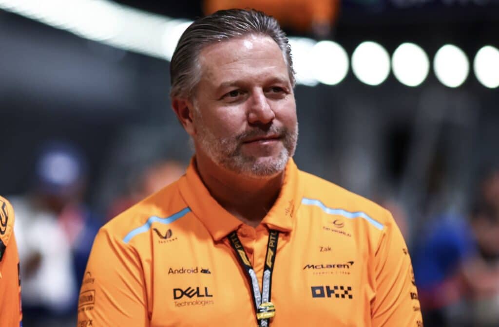 McLaren | Zak Brown: “Abbiamo chiesto noi alla FIA di modificare l’ala posteriore”