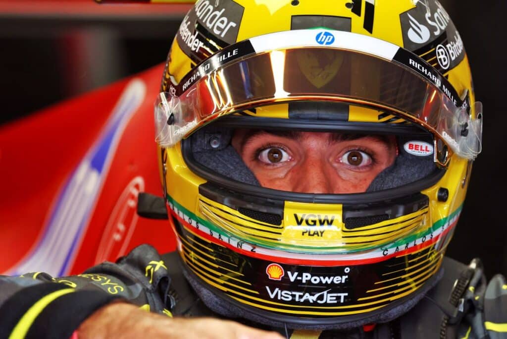 F1 | Sainz sulla gara di Monza: “McLaren avrebbe dovuto mantenere un’auto davanti alle nostre”