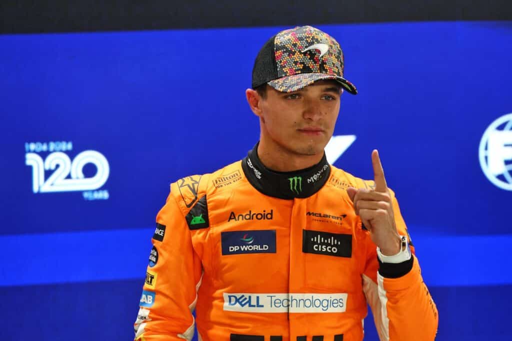 McLaren | GP Singapore, Norris: “Sono felice ma ci sono ancora 62 giri da affrontare”