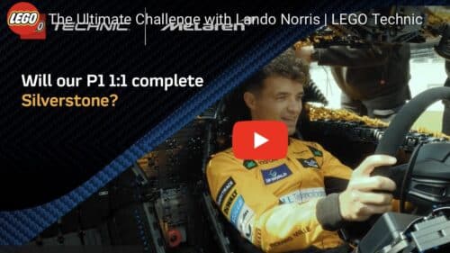 Norris in pista a Silverstone con una McLaren fatta totalmente in mattoncini Lego [VIDEO]