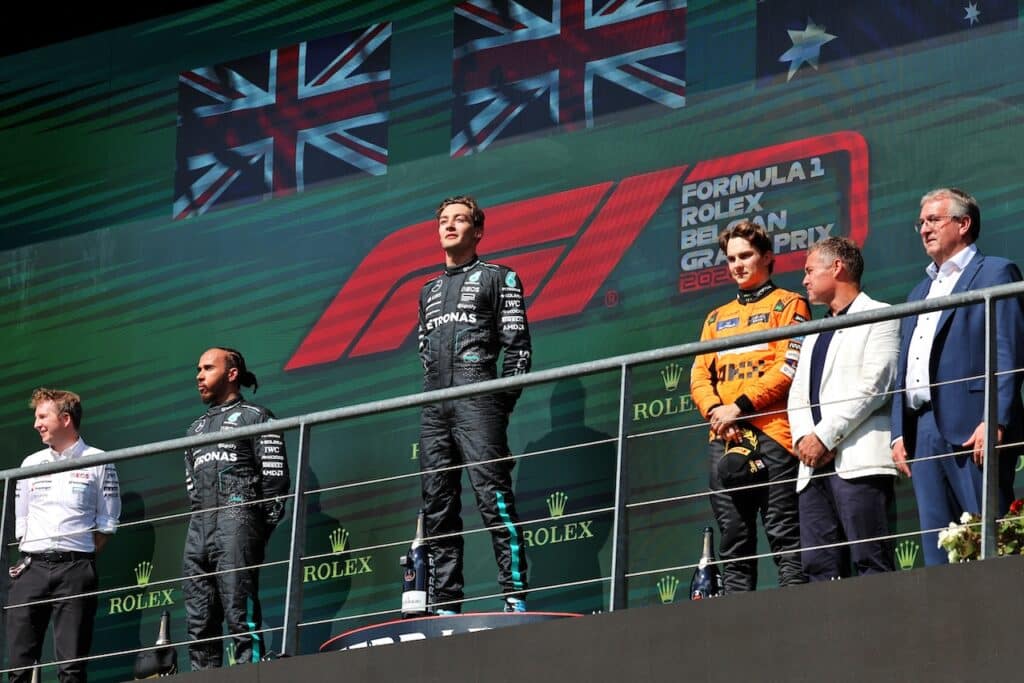 Formula 1 | Piastri e l’incontro imbarazzante tra Hamilton e Russell dopo il GP del Belgio