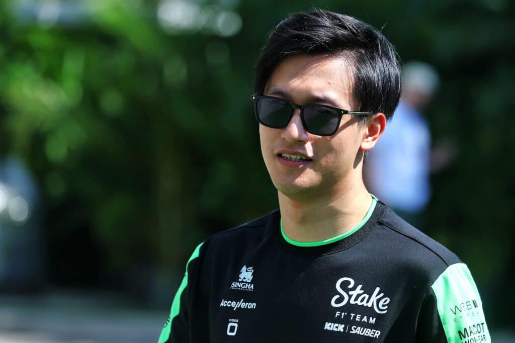 F1 | Zhou senza contratto per il 2025: “Non aspetterò più di due anni”