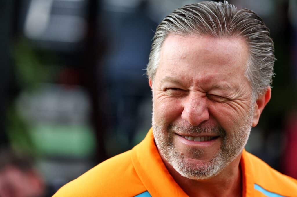 F1 | Brown lancia la propria proposta per il maxi calendario “made in Liberty Media”