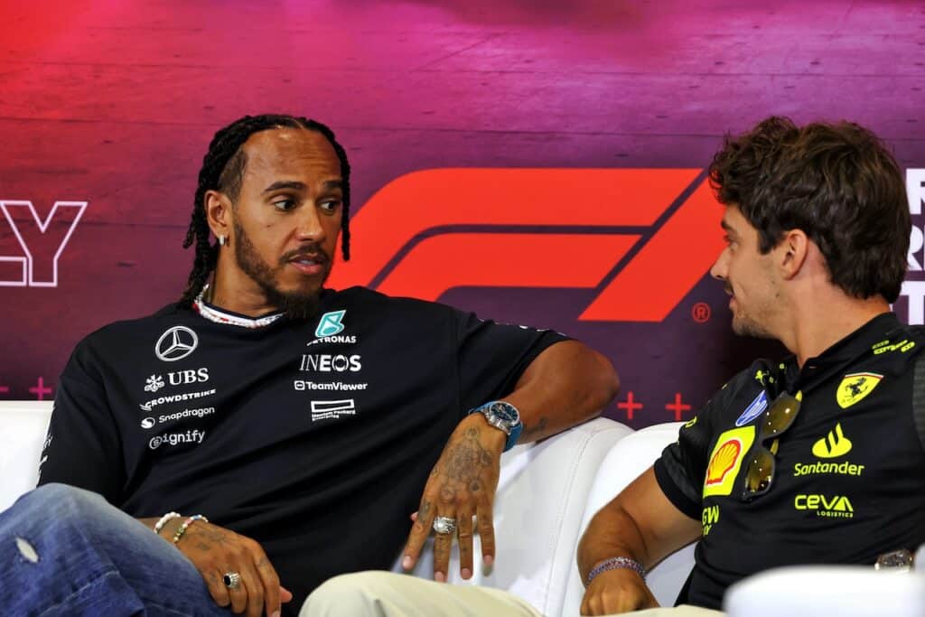 Formula 1 | Leclerc pronto ad accogliere Hamilton in Ferrari: “Sarà una sfida entusiasmate”