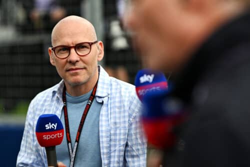 F1 | Jacques Villeneuve denuncia: “Rubata la statua dedicata a mio padre” [VIDEO]