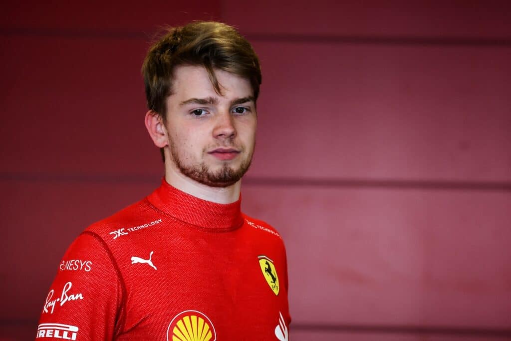 Formula 1 | La Ferrari saluta Shwartzman: “Grazie di tutto Robert”