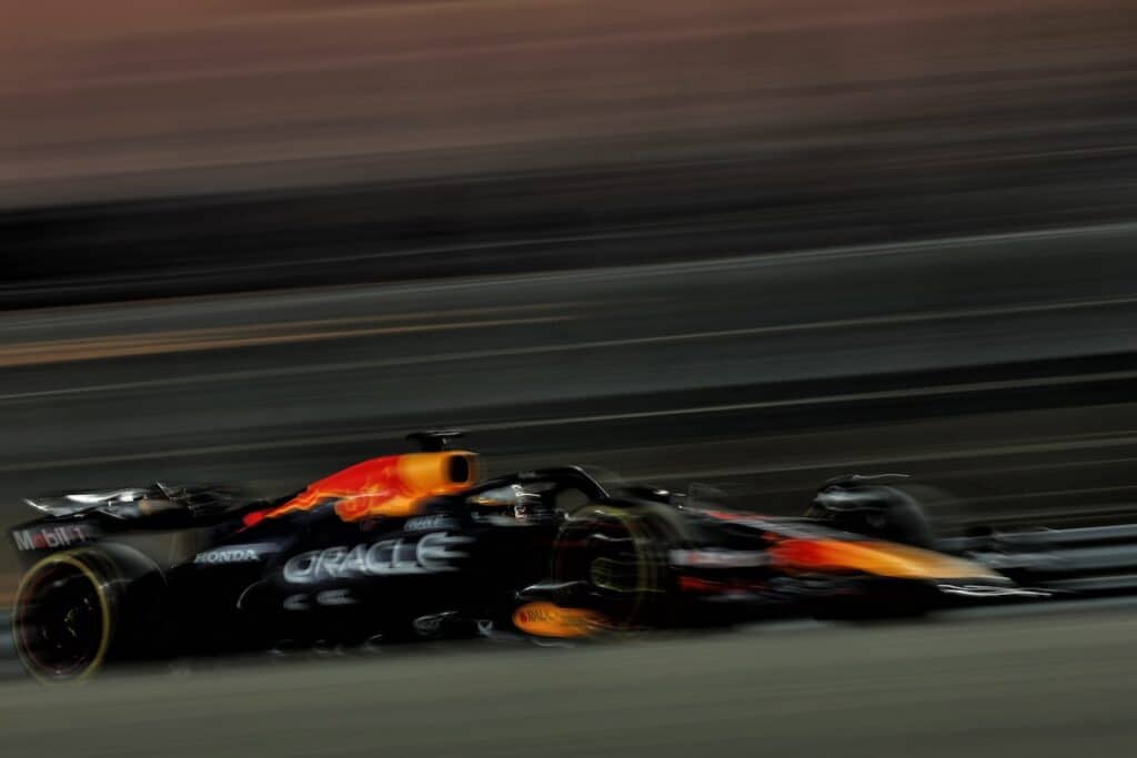 Formula 1 | Verstappen invoca la ghiaia: “Nuove regole d’ingaggio? Basterebbe tornare al passato”