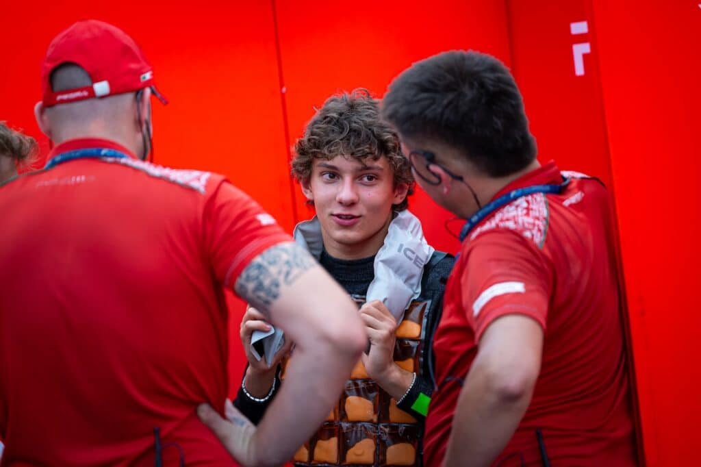 F1 | Wolff, tra attesa e realismo: “2025 di adattamento per Kimi, anche se vincere con un italiano sarebbe bello”