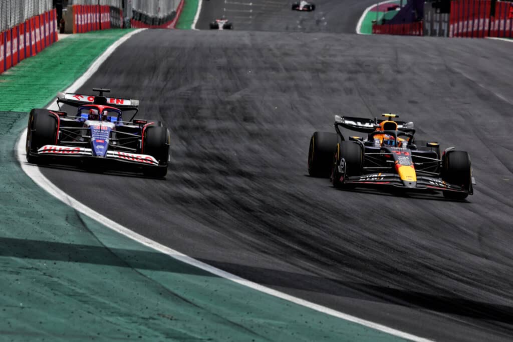 Formula 1 | Red Bull, Horner su Lawson: “Lo stiamo facendo entrare con calma, senza forzature”