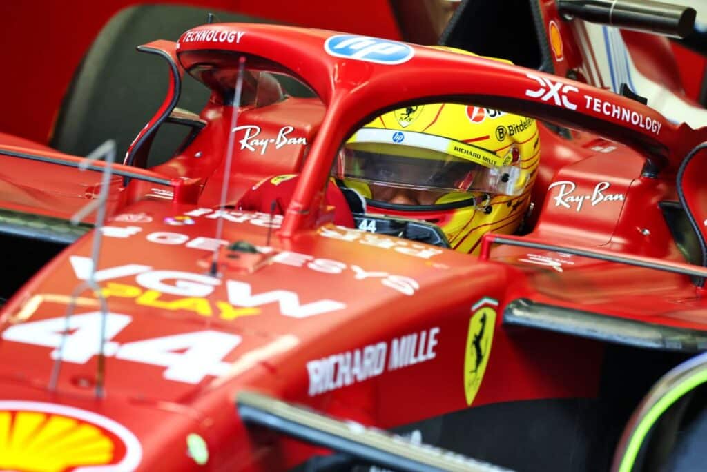 F1 | All’Albert Park l’esordio in rosso di Hamilton, Lewis: “Ricorderà il mio primo GP”