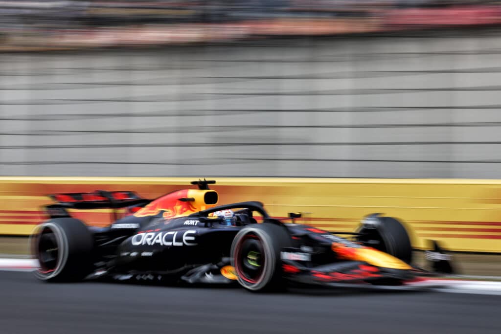 F1 | Windsor senza peli sulla lingua: “Red Bull un disastro, Verstappen andrebbe più forte con la VCARB”
