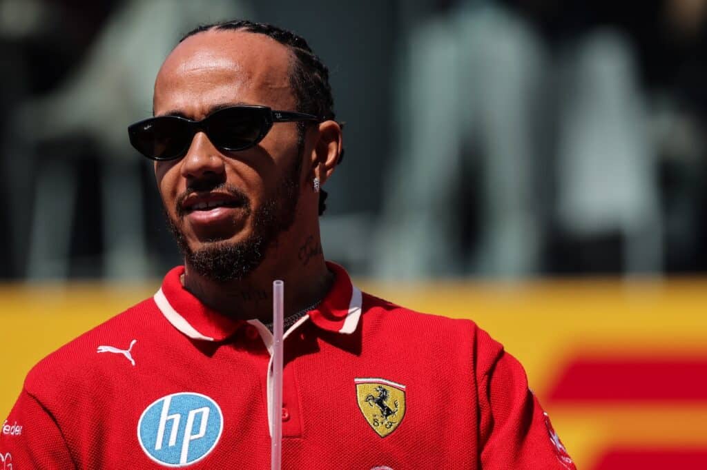 F1 GP Cina | Ferrari, Hamilton anonimo in Cina: “Le modifiche dopo la Sprint non hanno funzionato”