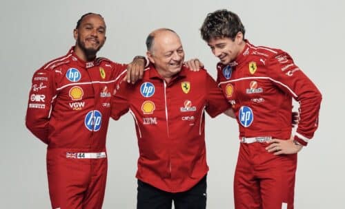 Formula 1 | La Ferrari incontra i tifosi a Milano prima di partire per Melbourne