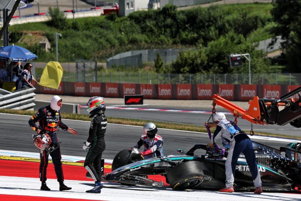 F1 GP Austria | Red Bull, ritiro per Verstappen: “Al titolo non ci penso più”