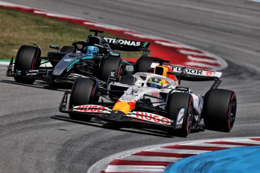 F1 | Hadjar osservato speciale in casa Red Bull, ma Rosberg frena: “Sarebbe un salto prematuro”