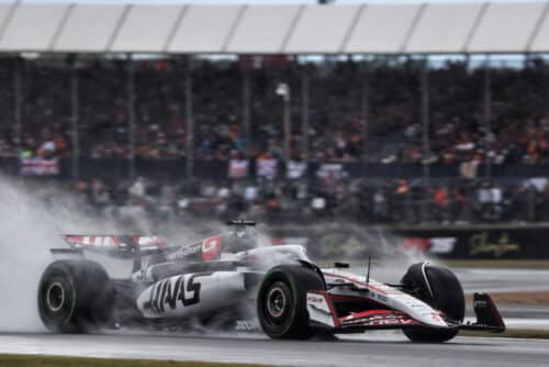 F1 | Haas, gara difficile a Silverstone: Bearman e Ocon fuori dalla zona punti