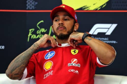 F1 | Hamilton: “In Ferrari per vincere, non voglio che finisca come con Alonso e Vettel”