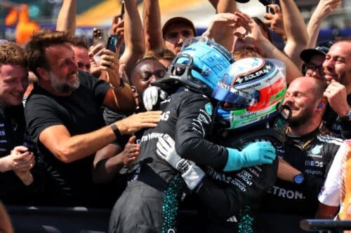 F1 | Mercedes, Wolff: “Kimi e George perfetti, ma c’è un quattro volte campione del mondo che deve decidere cosa fare”