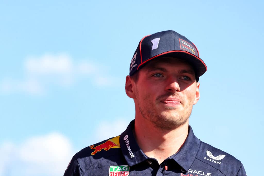 F1 | Ufficiale, Verstappen conferma: “Resto con la Red Bull” [VIDEO]
