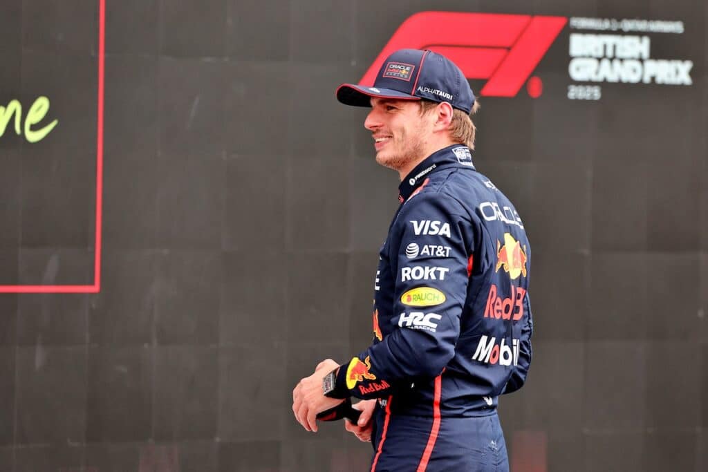 Formula 1 | Gaffe di Piquet Jr: “Verstappen guiderà in Mercedes nel 2026”