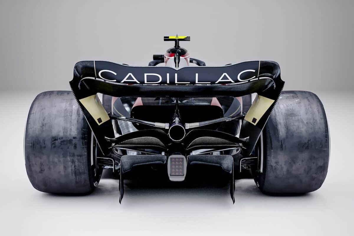 Cadillac prepara il debutto in Formula 1: simulazioni e test con vetture rivali