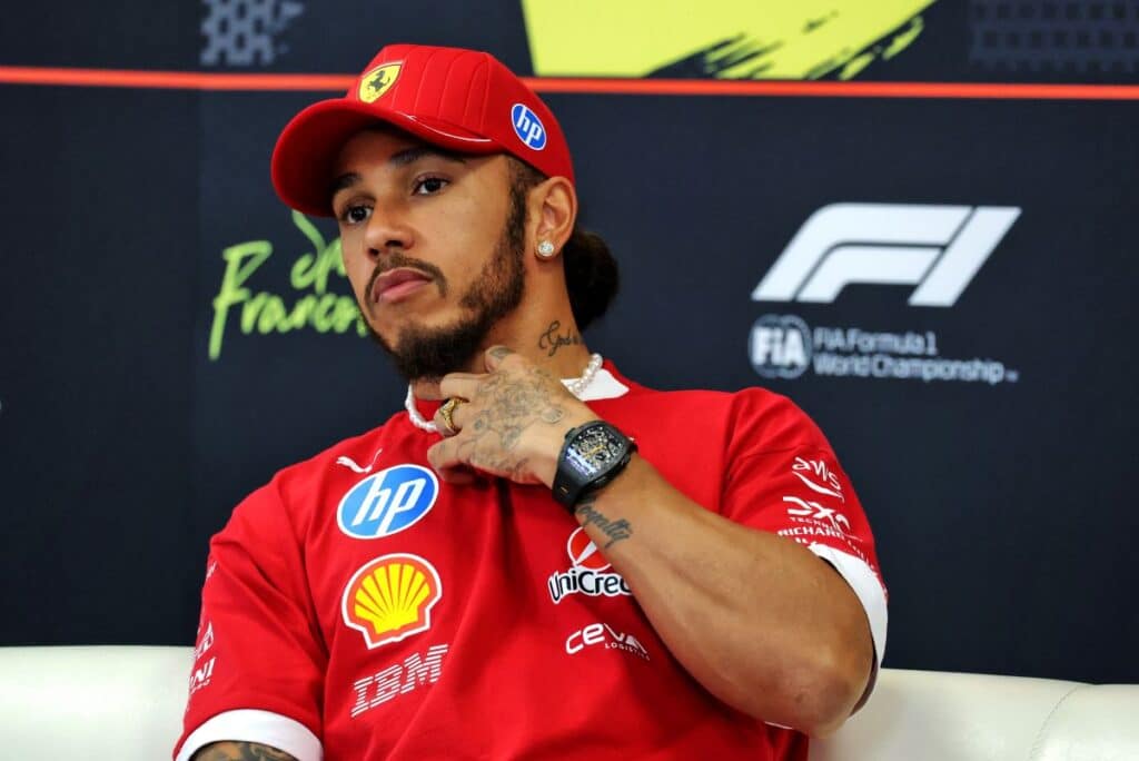 F1 | Ferrari, Vasseur: “Hamilton molto autocritico, ha reazioni estreme”