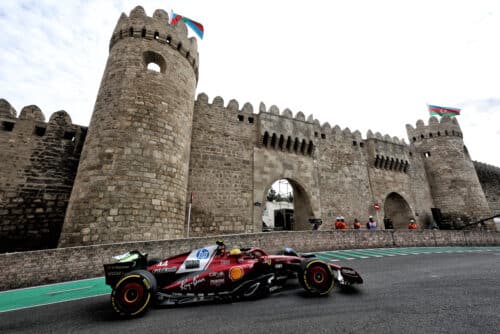 FP2 Baku | Ferrari al top con Hamilton davanti a Leclerc, Norris a muro