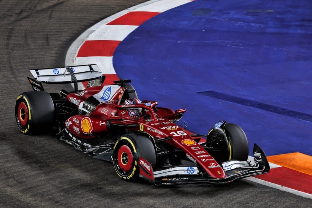 F1 GP Singapore | Leclerc graziato, multa alla Ferrari dopo l’incidente con Norris