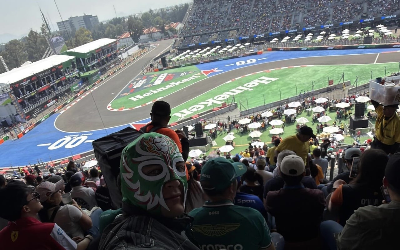 F1 GP Messico | Russell tra i tifosi durante le FP1: nessuno si accorge di lui