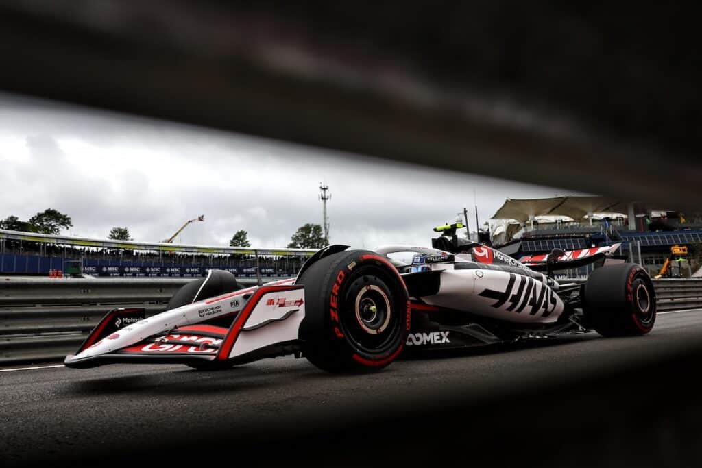 F1 GP Brasile | Bearman sesto a Interlagos, Haas ancora a punti: quarto risultato utile consecutivo