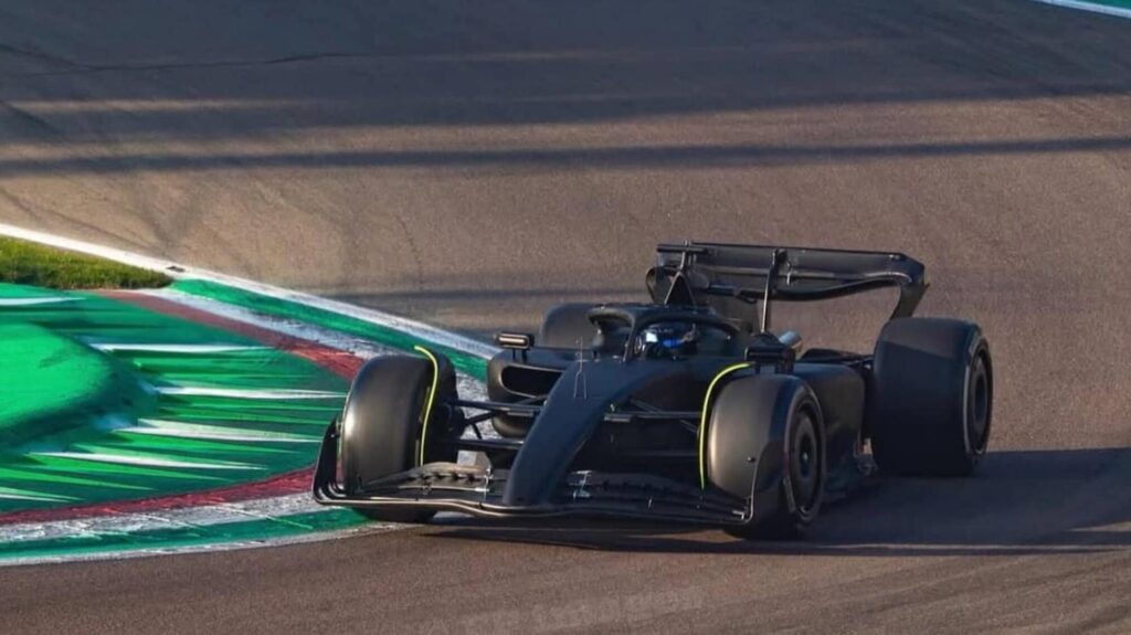 F1 | Cadillac muove i primi passi in pista: Perez testa la SF-23 a Imola grazie alla collaborazione con Ferrari