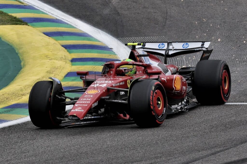 F1 GP Brasile | Ferrari, altra gara da dimenticare per Hamilton: “Macchina troppo danneggiata”