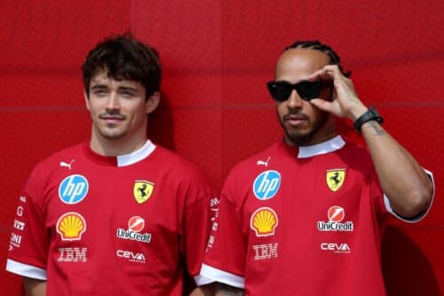 Elkann crea imbarazzo: in Ferrari è sempre colpa dei piloti, mai di chi non sa progettare auto