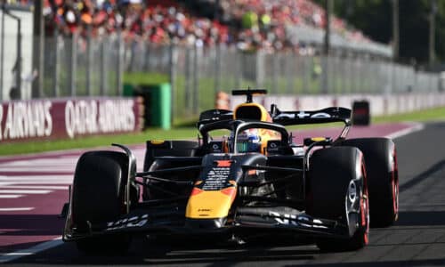 F1 | Jos Verstappen: “Max si diverte di nuovo. Piastri? Deve difendersi con le unghie e con i denti”