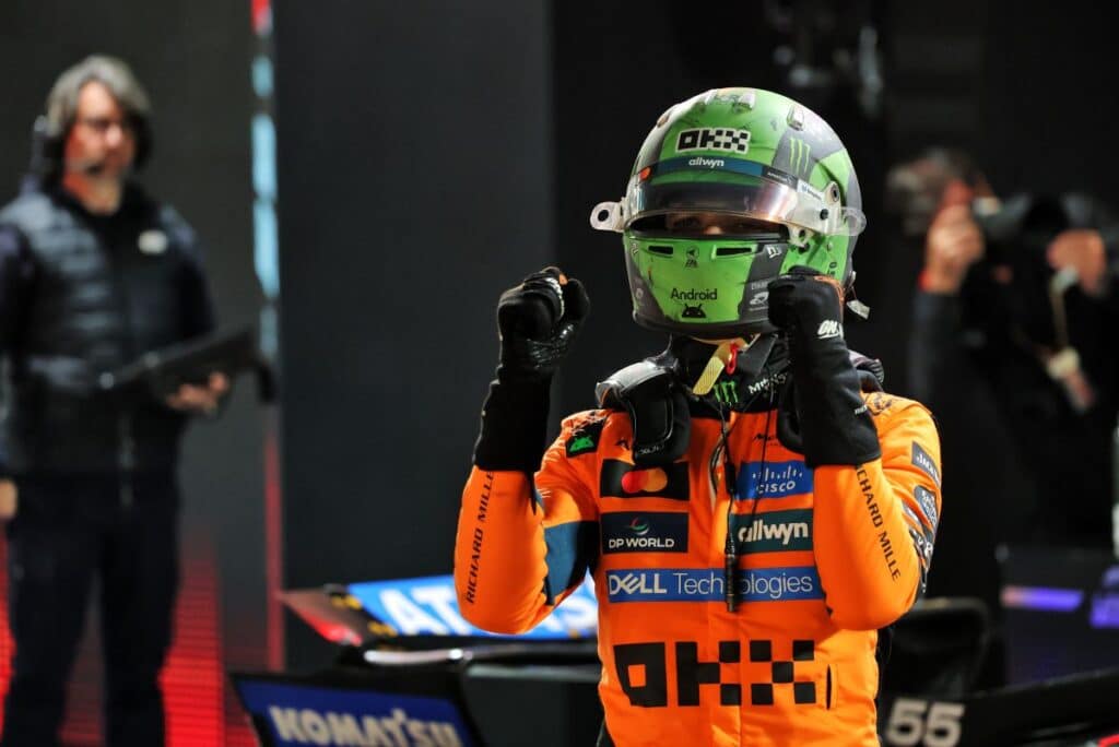 F1 | McLaren, Norris firma la pole a Las Vegas: “È stato stressante, ma abbiamo fatto una bella qualifica”