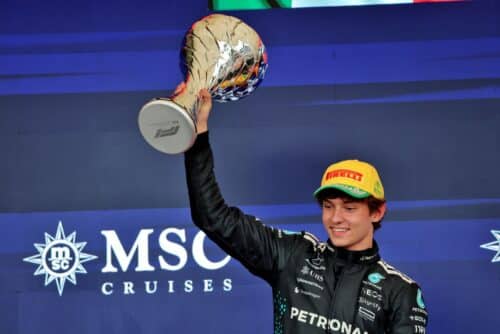 F1 | Mercedes, Antonelli 2° ad Interlagos con una grande difesa su Verstappen