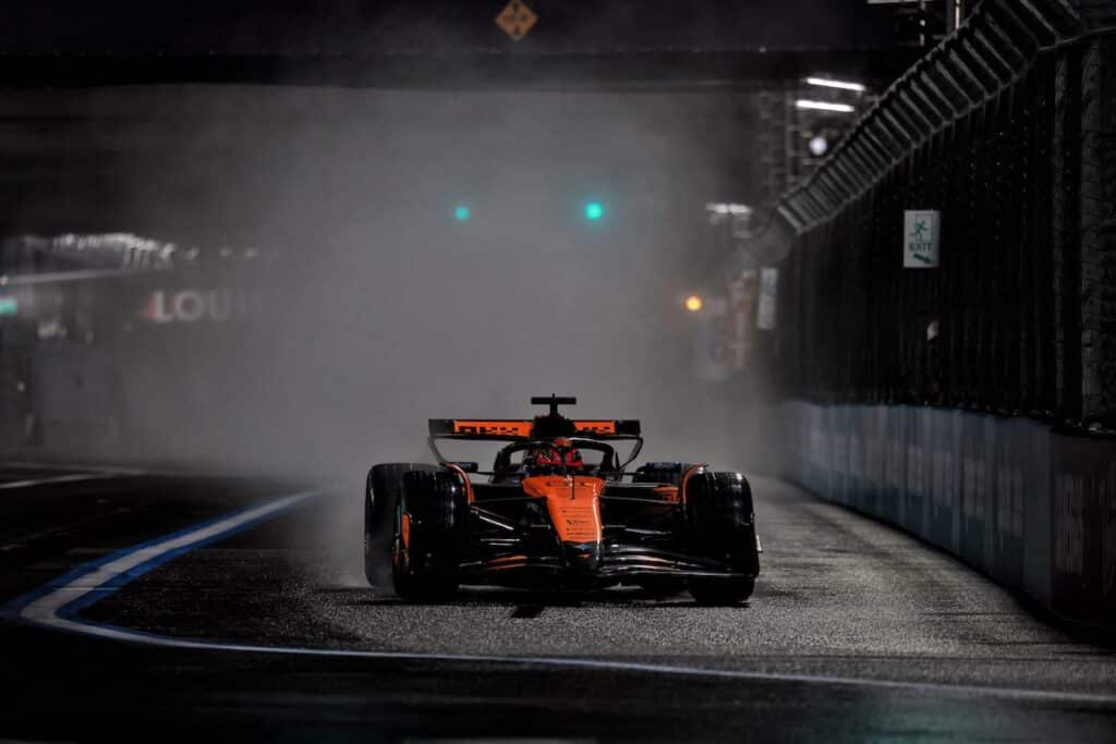 F1 GP Las Vegas | McLaren, Piastri in terza fila: “La bandiera gialla mi ha penalizzato”