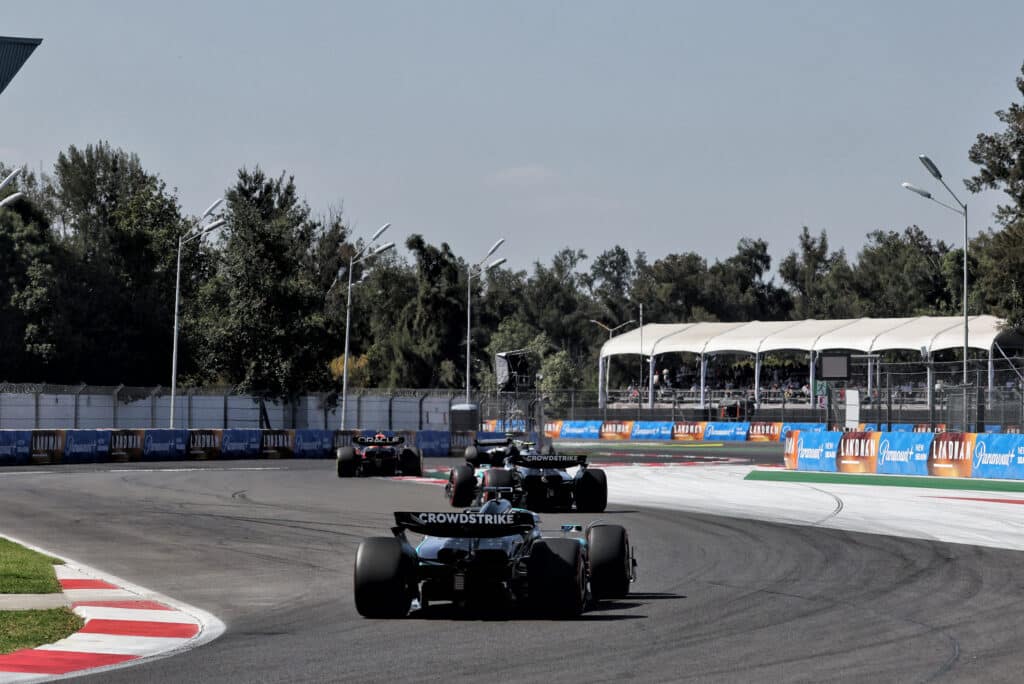 Formula 1 | Russell non teme Verstappen: “Mi piacerebbe affrontarlo, lui avrebbe tutto da perdere”