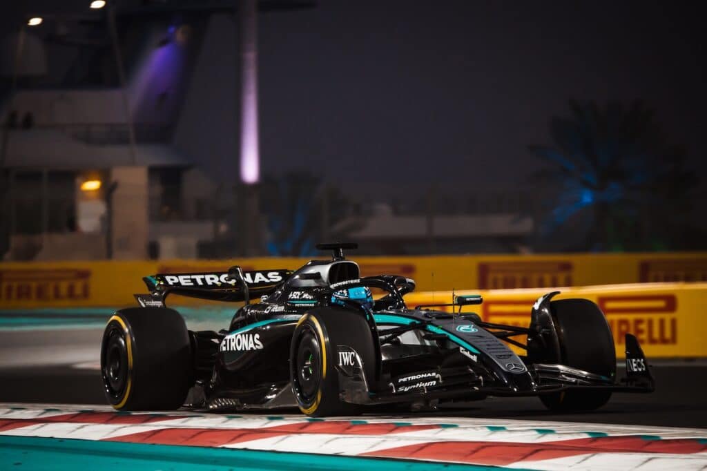 F1 GP Abu Dhabi | Mercedes, Russell terzo nelle libere: “Meglio con le basse temperature”