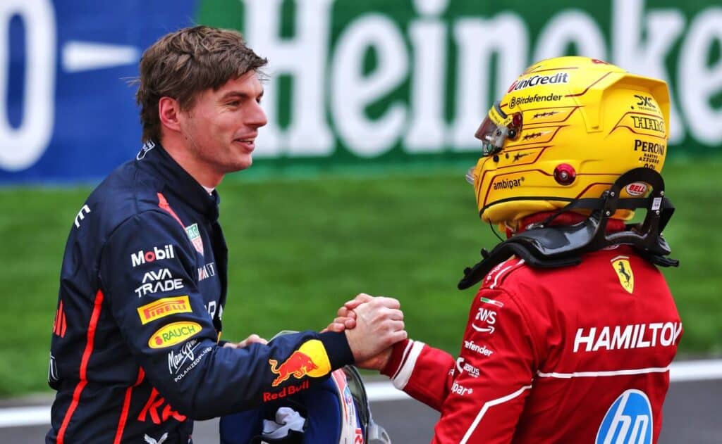 F1 | Verstappen sulle difficoltà di Hamilton in Ferrari: “Non mi è piaciuto vederlo in quella condizione”