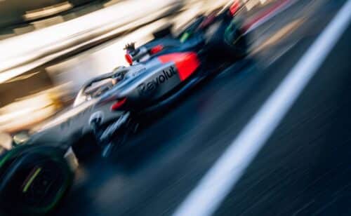 F1 | Test Barcellona, problemi tecnici alla R26 rallentano il lavoro dell’Audi