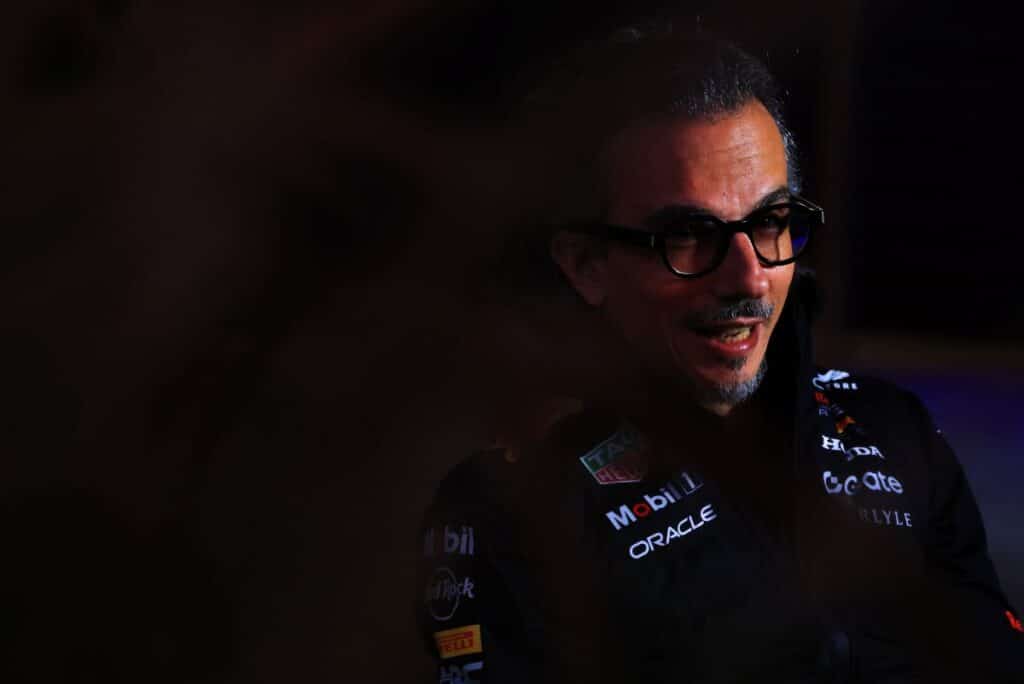 Test F1 Barcellona | Red Bull, Mekies sull’incidente di Hadjar: “Un vero peccato, ma fa parte del gioco”