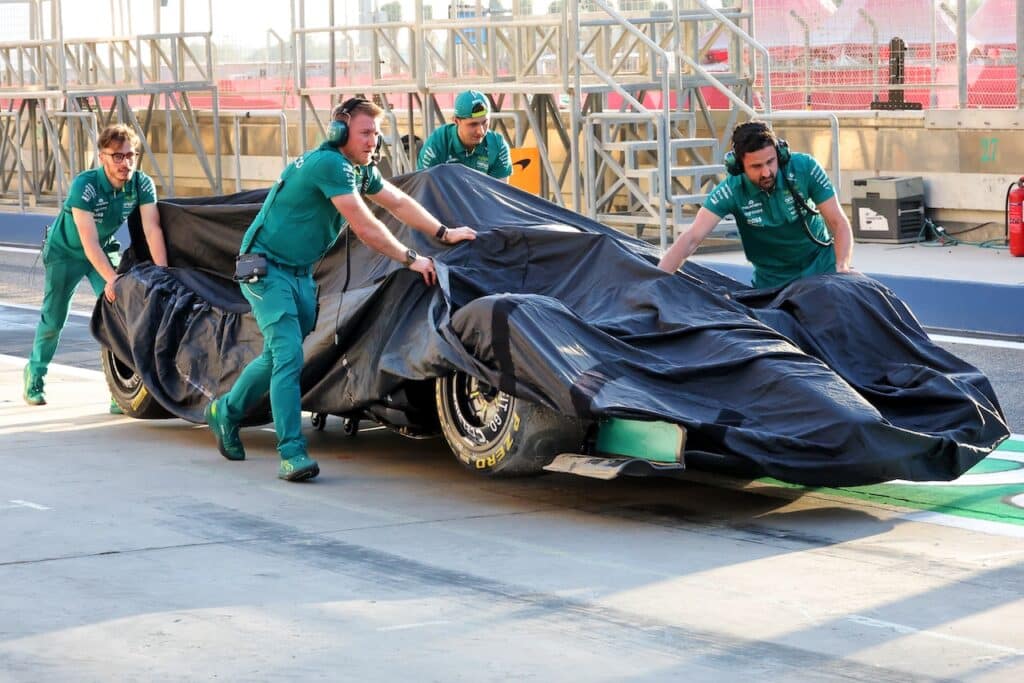 F1 Test Bahrain 2 | Ancora problemi per Aston Martin: solo 54 giri nella giornata di ieri